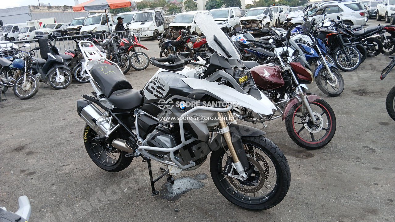 Bmw R1250 Gs 2023 em leilao em Brasil