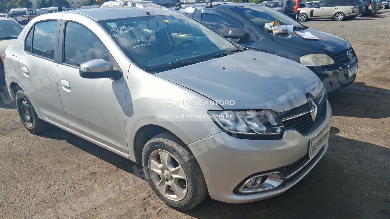 Renault em leilao em Brasil