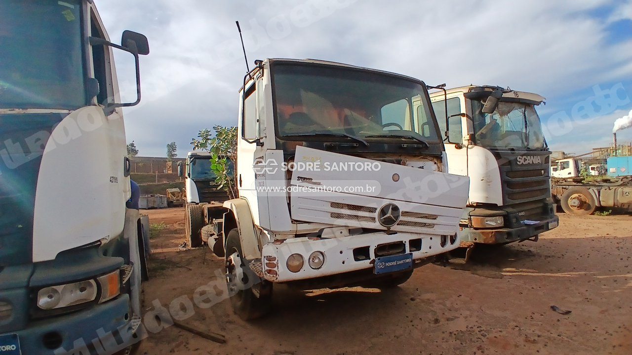 Mercedes 2726 K6X4 2010 em leilao em Meridiano/SP
