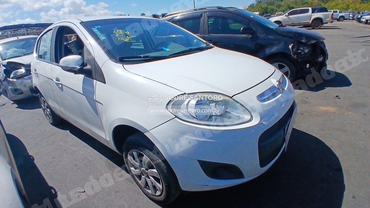 Fiat Palio Attractiv 1.0 2015 em leilao em Brasil