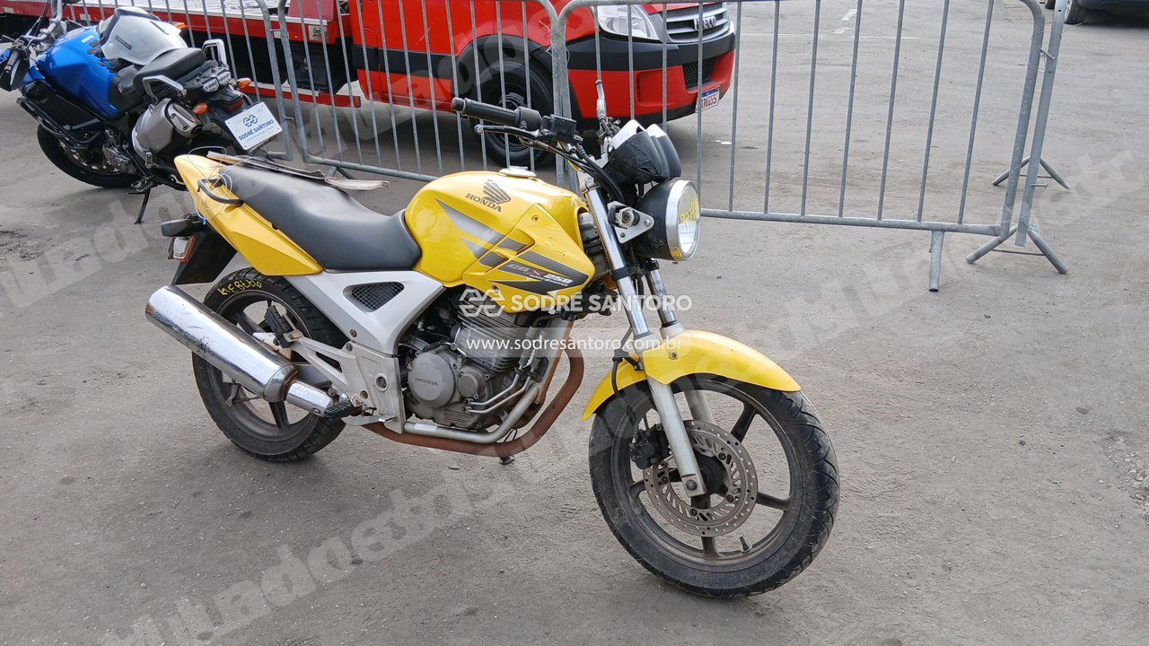 Honda Cbx 250 Twister 2007 em leilão em Brasil