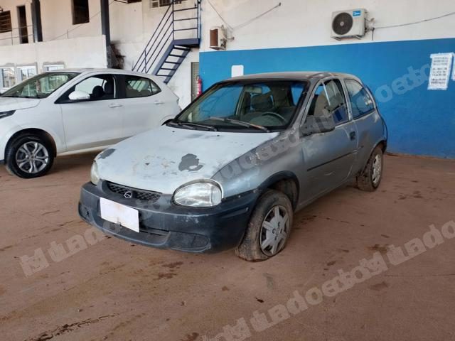 Gm 1997 em leilão em Brasil - Lote 1