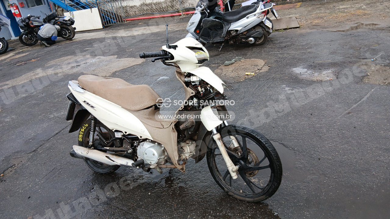 Honda em leilao em Brasil