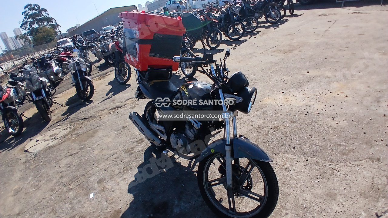 Suzuki Gsr 150I 2013 em leilao em Brasil