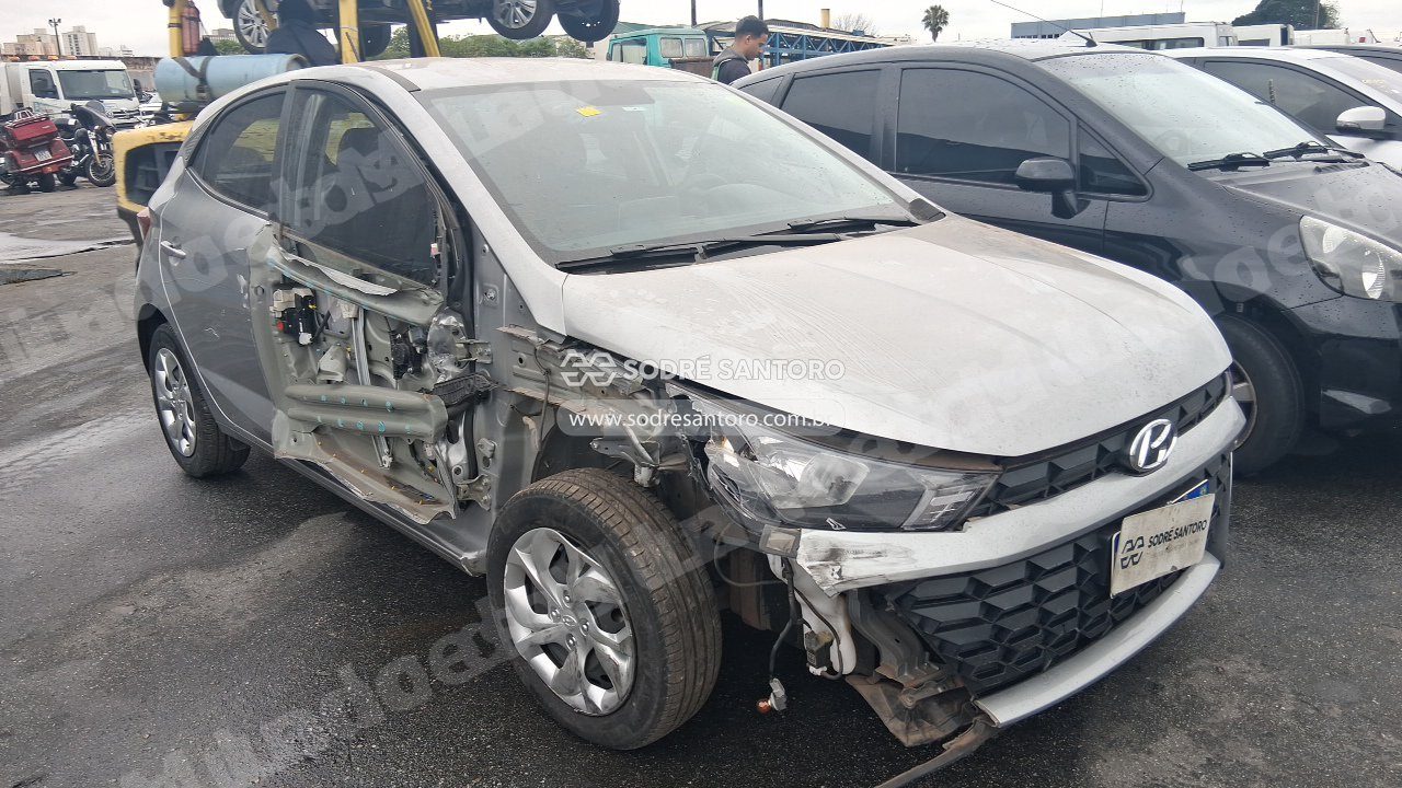 Hyundai Hb20 10M Comfort 2023 em leilão em Brasil
