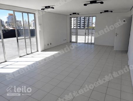 Terreno de 270 m2 em leilão em Florianópolis/SC