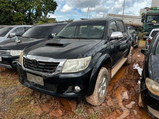 Toyota em leilao em Brasil