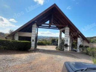 Terreno de 1380 m2 em leilao em Campos do Jordão/SP
