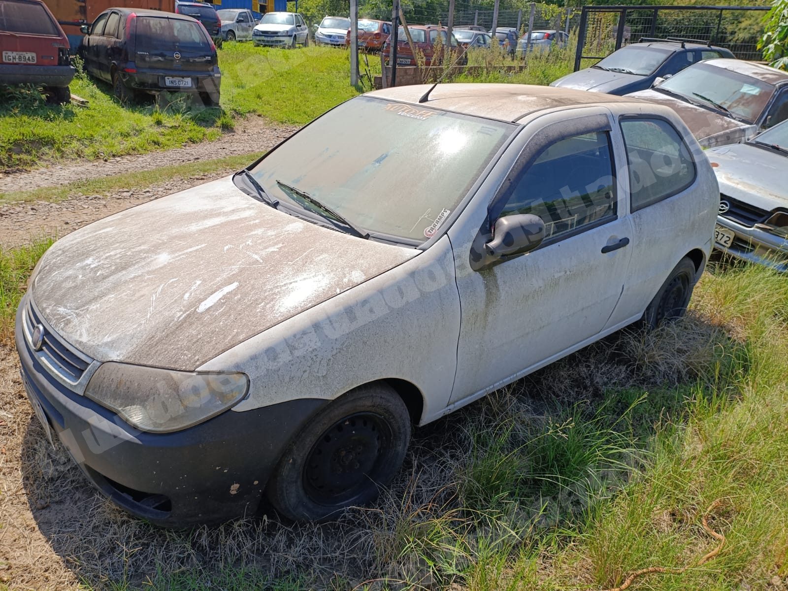 Fiat Palio 2014 em leilão em Brasil