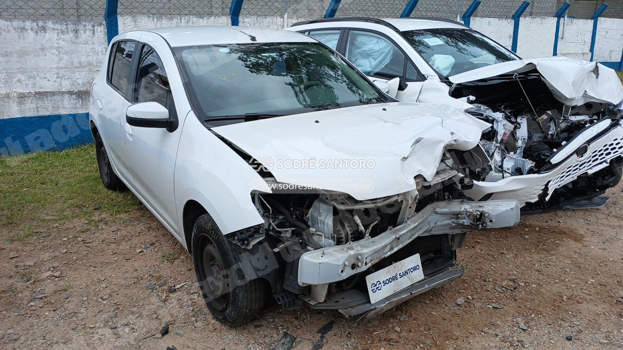 Renault Sandero 2015 em leilao em São José dos Pinhais/PR