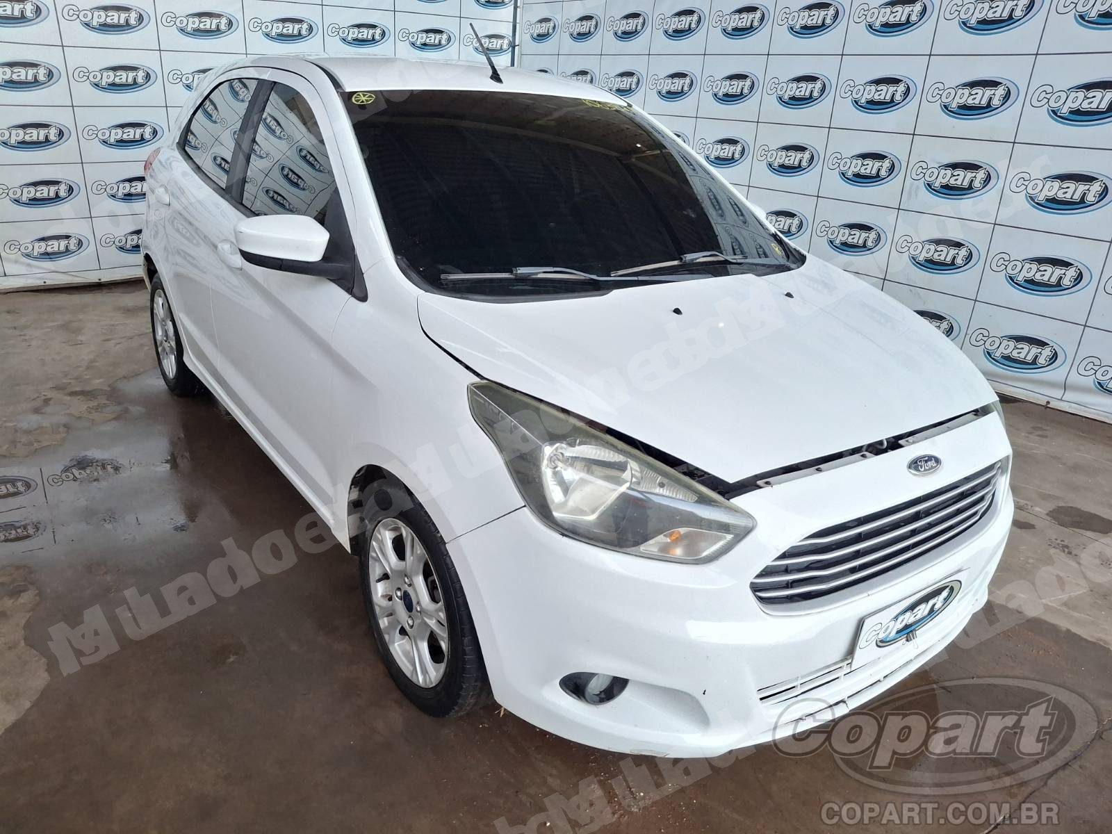 Lote em leilao em Candeias/BA