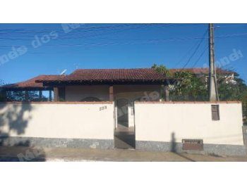 Imóvel de 98 m2 em leilão em Iguaba Grande/RJ