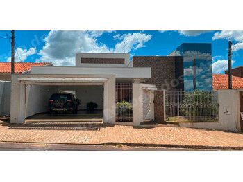 Imovel de 208 m2 em leilao em Pérola/PR