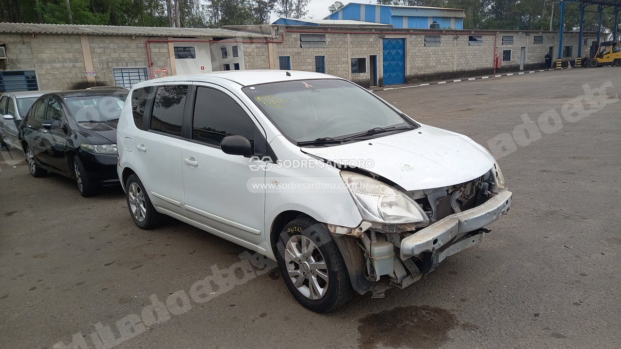Nissan Livina 18S 2013 em leilao em Monte Mor/SP