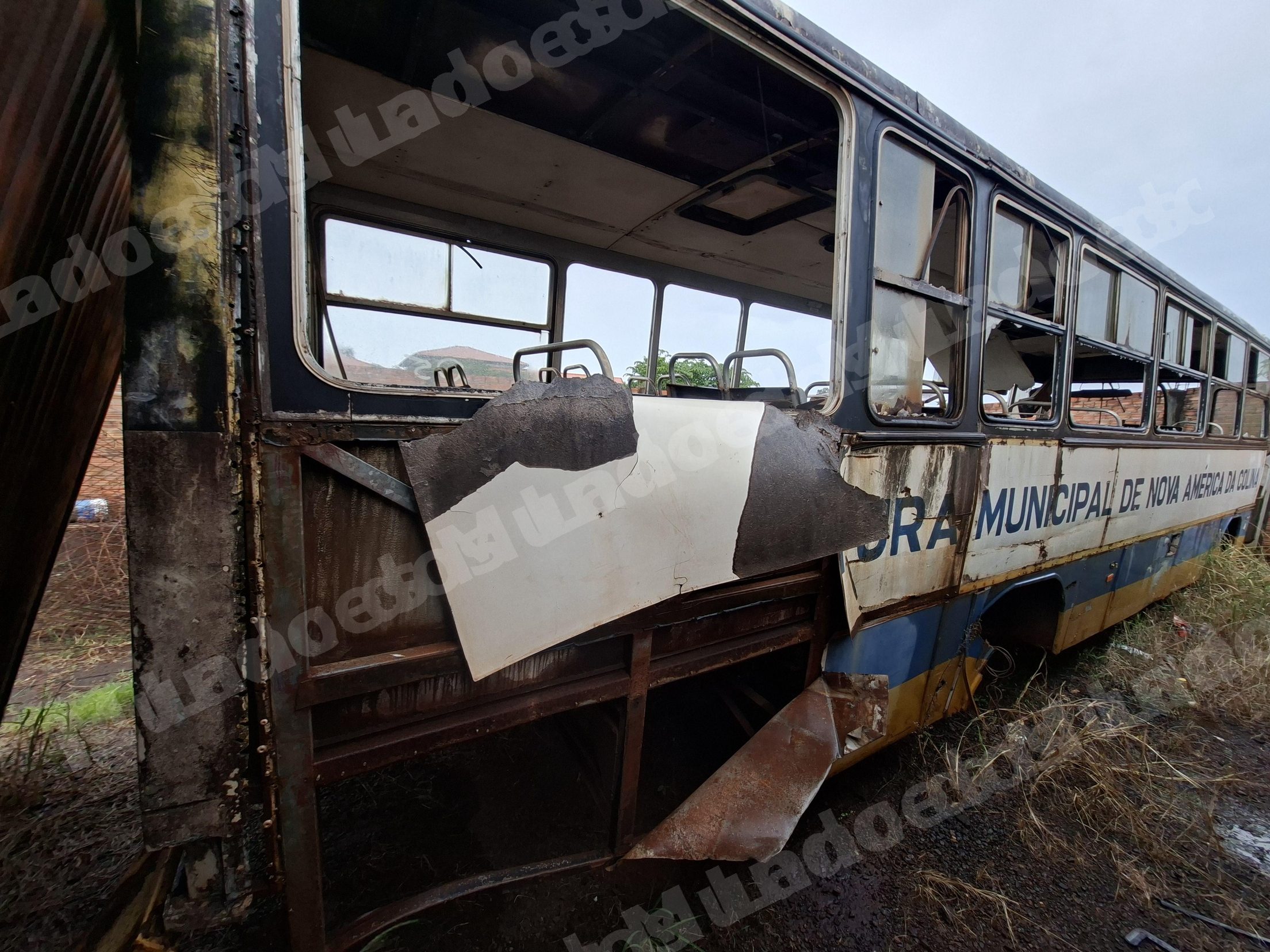 Veiculo em leilao em Nova América da Colina/PR