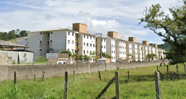 Apartamento de 54 m2 em leilão em Biguaçu/SC