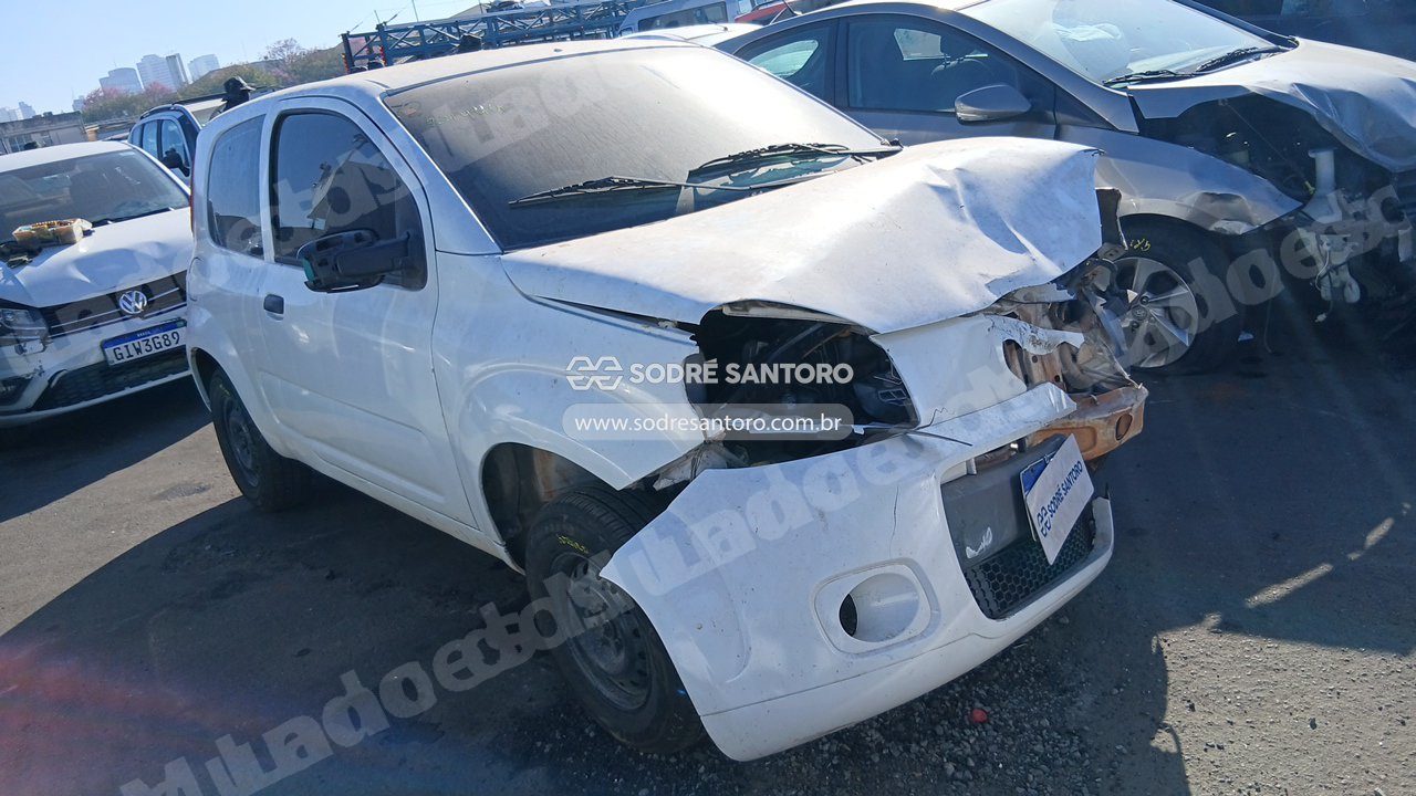 Fiat Uno Vivace 1.0 2015 em leilao em Brasil