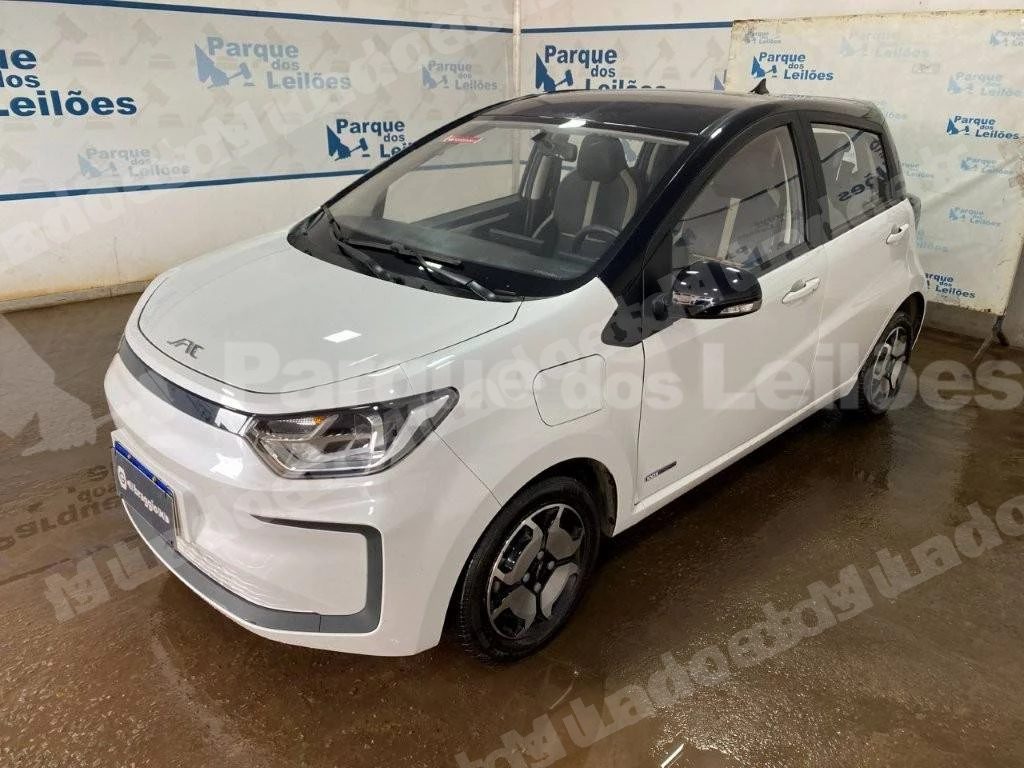 Jac E 2025 em leilão em Brasil