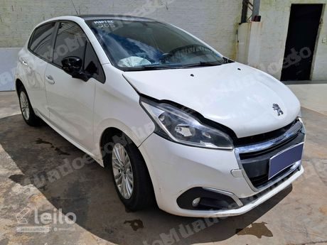 Peugeot 208 em leilao em Eusébio/CE - Lote 2