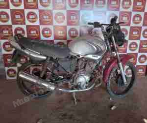 Yamaha 2006 em leilão em Brasil - Lote 4