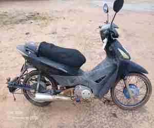 Honda C125 em leilão em Brasil