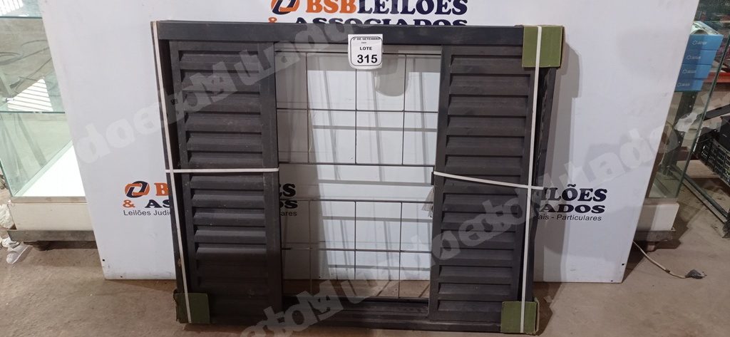 Lote em leilao em Brasil - Lote 1025