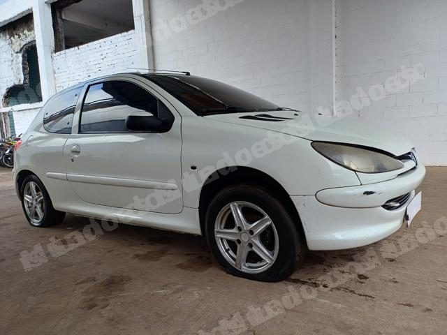 Peugeot em leilao em Brasil