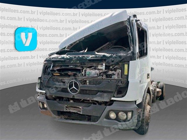 Mercedes em leilao em Brasil