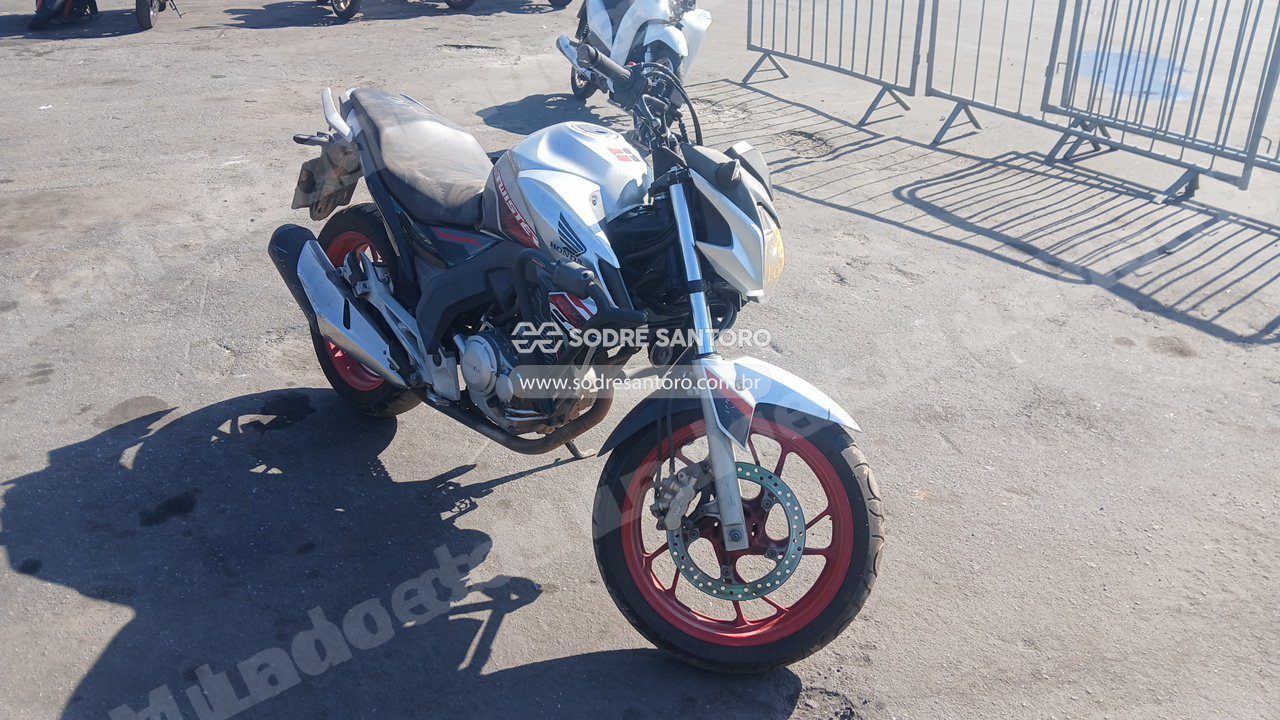 Honda Cb 250F Twister Cbs 2021 em leilao em Brasil