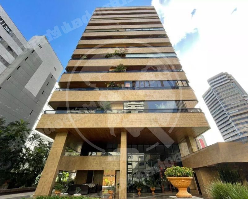 Apartamento de 460 m2 em leilão em Fortaleza/CE - Lote 2