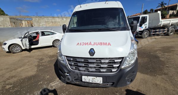 Renault em leilao em Tomazina/PR
