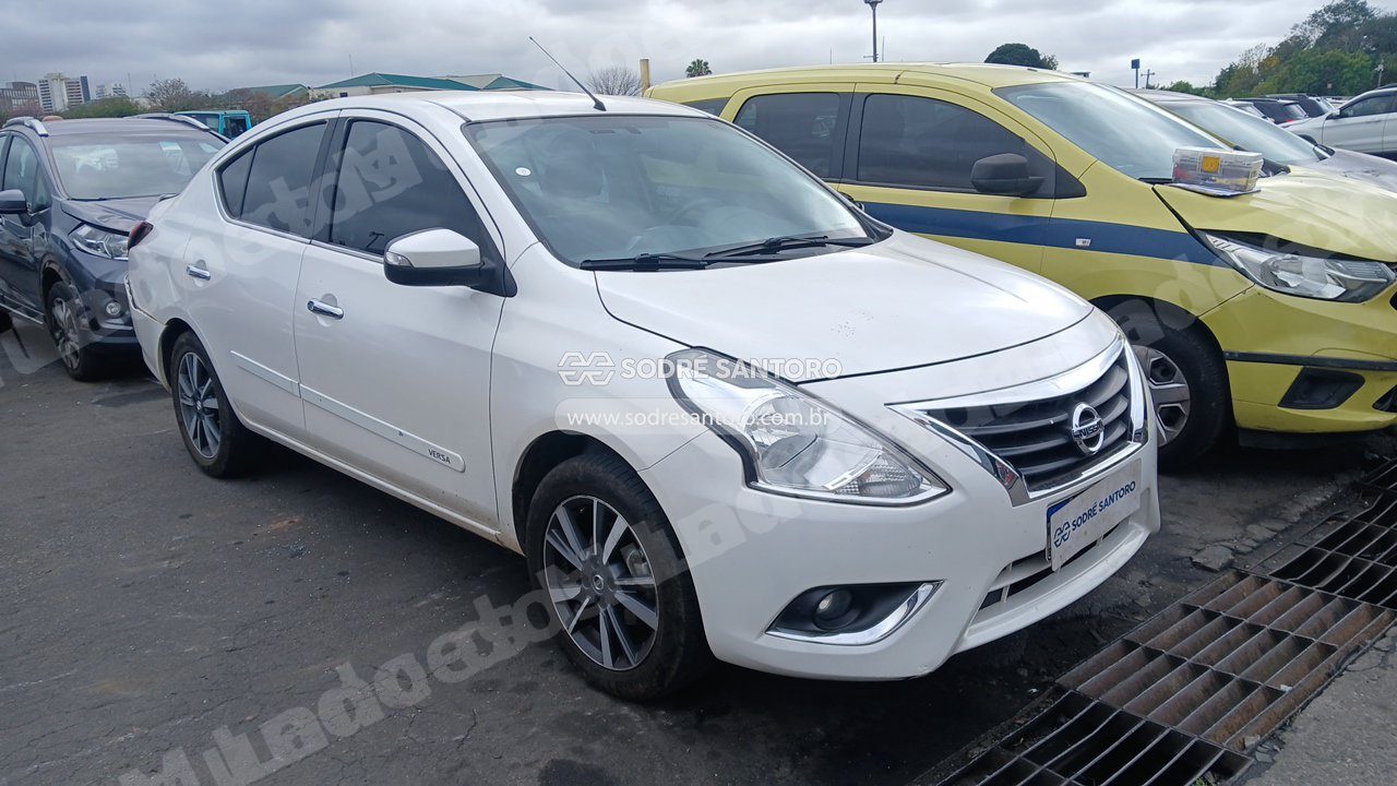 Nissan Versa 16Sl Cvt 2019 em leilao em Brasil
